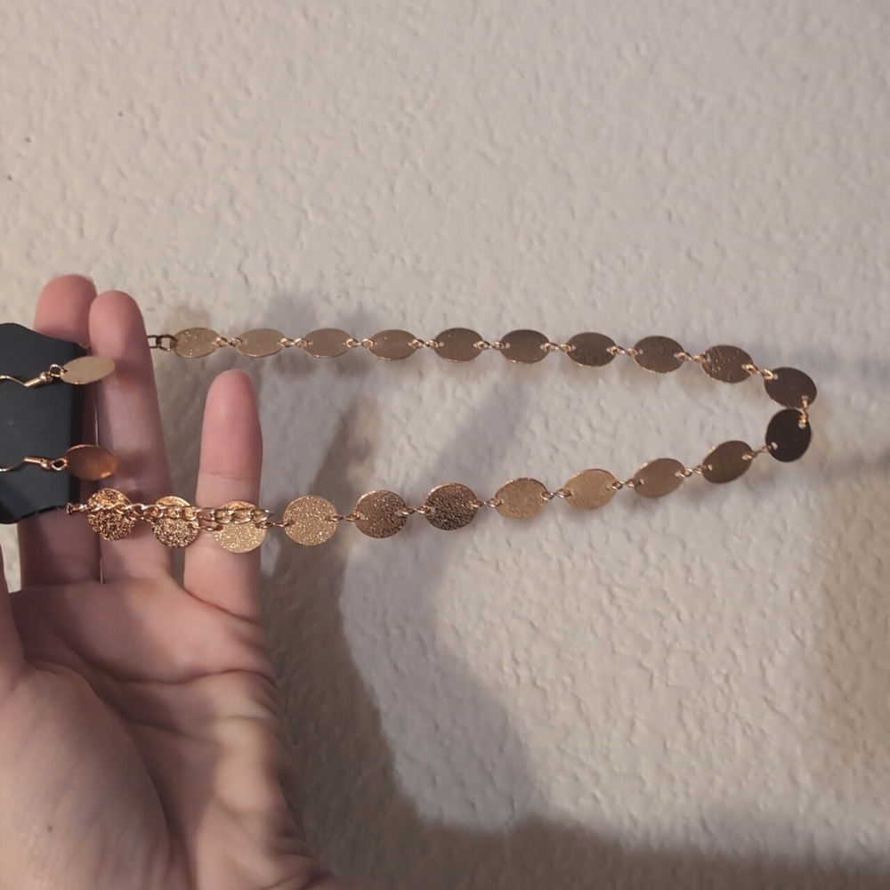 Paparazzi Shimmering Gold Disc Necklace Set